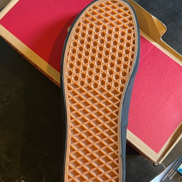 Vans Authentic Black Sneakers - Picture 3 of 4